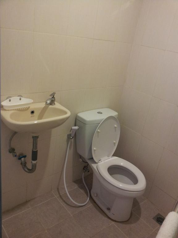 Loxy Inn Surabaja Pokój zdjęcie